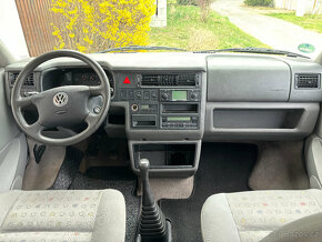 VW T4 2,5Tdi 75kW Caravelle 8 míst, pěkná výbava - 8