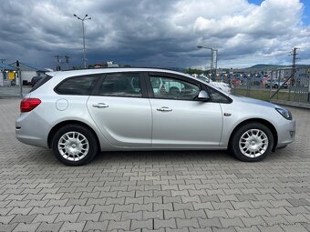 Opel Astra J Sports Tourer 2.0 CDTI - 8