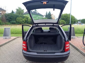 Škoda Fabia combi 1.2 HTP-47kW - 8