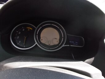 Renault Megane 1,5dCi - 8