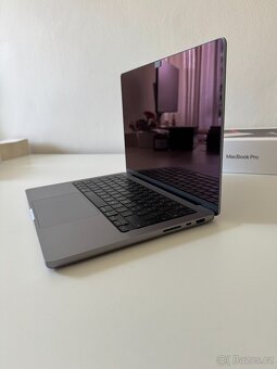 Macbook Pro M1 14-inch, 512gb SSD, 16gb RAM [TOP STAV] - 8