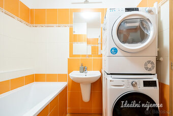 Pronájem bytu 1+kk, Farkašova, Kyje, 16000 Kč/měs, 32 m2 - 8
