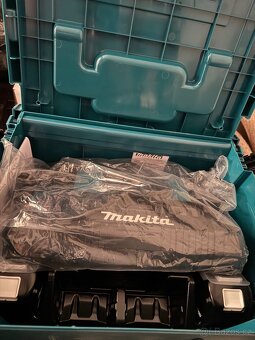 Nová nikdy nepoužitá sada Makita Professional - 8