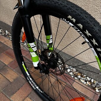 Merida Big.Nine TFS 300-D (29") - Shimano XT, hyd. brzdy, d - 8