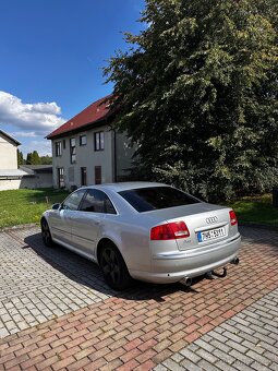 Audi a8 - 8