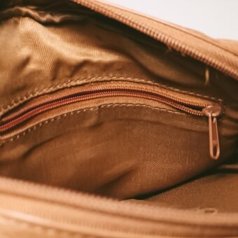 Stylová dámská crossbody kabelka - světle hnědá - 8