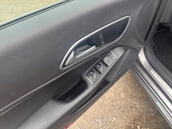 Mercedes-Benz CLA 200 DCI - 8