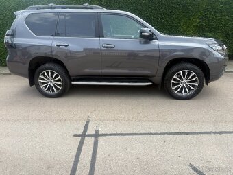 Toyota Land Cruiser GDJ 150 - 8