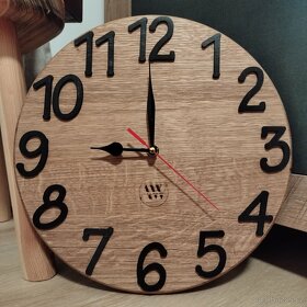 Ručně vyrobené nástěnné hodiny dubový masiv - 8
