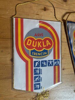 Staré vlajky Dukla - 8