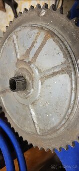 Nove nepouzite dily Mototechna. Jawa 250,350 - 8