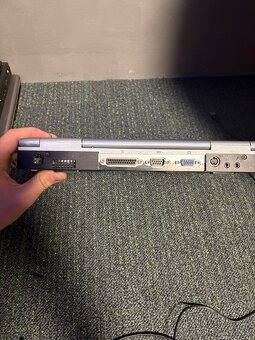 Fujitsu Amilo M-6500 - 8