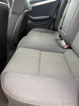 Audi A4 B7 Sline 2.0 TDi 2006 STK 10/2027 vypadá skvěle - 8