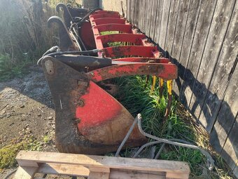 Teleskopický manipulátor Merlo - 8