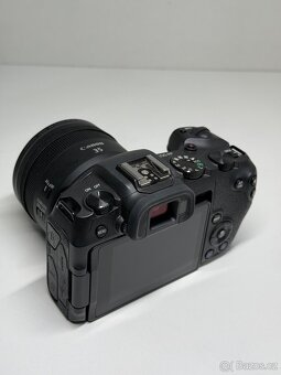 Prodám bezzrcadlovku Canon EOS RP s příslušenstvím - 8