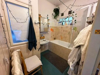 Hledáme spolubydlící, Praha 5 - 8