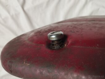 Kastlík kývačka - 8