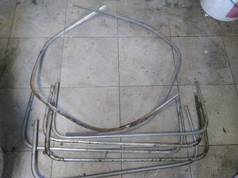 Lišty na Tatra 603 - 8