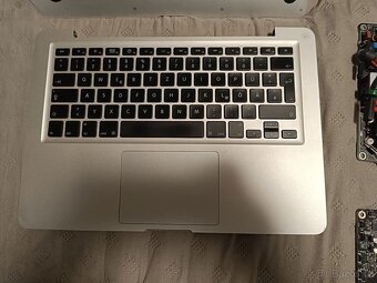 Prodam díly na Apple - 8