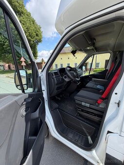 Renault Master 2,3 Dci 120kw rv:2023/7 - 8