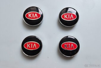 Středové krytky do kol KIA - 8