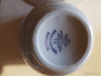 Porcelánové hrnečky s podšálky - 8