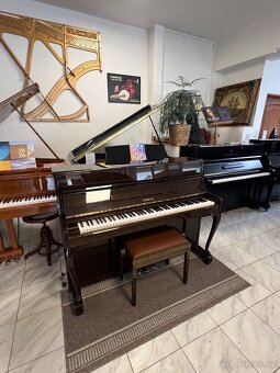 Akustické piano Yamaha, made in Japan, se zárukou 5 let, - 8