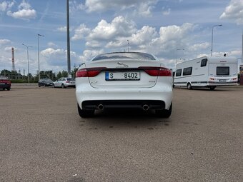 Jaguar XF R-Sport 3.0D V6 / Zárkuka - 8