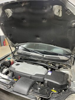 XC90 VOLVO D5 - 8
