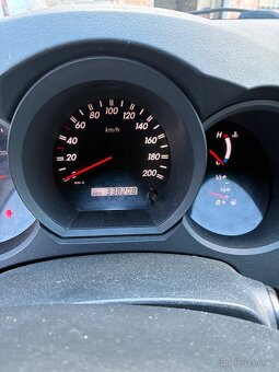 Toyota Hilux 2.5D4D / DPH / - 8