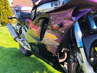 Suzuki GSXR 750, 1994, plně funkční, origo plasty - 8