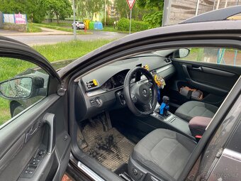 VW Passat B7 Variant plná výbava (Highline + příplatky) - 8