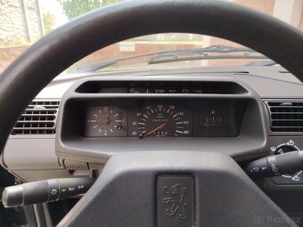 Peugeot 205 - 8