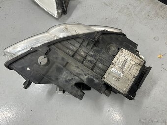Přední světla bixenony Volkswagen Passat B6 kompletní set - 8