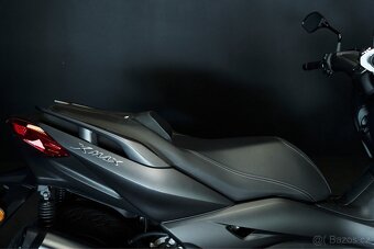 Yamaha X-Max 2022 - 8