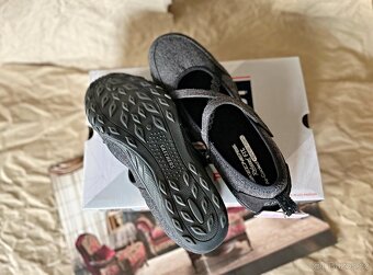 Pohodlné balerínky SKECHERS BREATHE EASY, EU 41 - 8