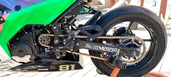 Prodám závodní Kawasaki ninja 400 - 8