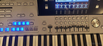 Klávesy Yamaha Tyros 5 76, jako nové - 8