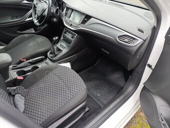 Opel Astra model K 2018 - 8