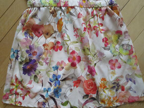 Dámské letní květované šaty s kapsami - 8