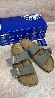 Dámské pantofle Birkenstock 38 - 8