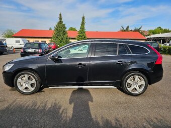 VOLVO V60 2012 T6 224 kW AWD 4x4 R-DESIGN,NAVI,PARK.KAMERA - 8