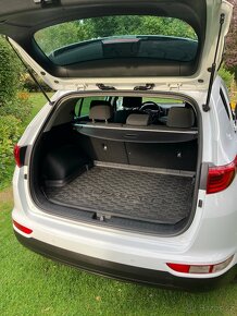 KIA Sportage 2.0 CRDi 4x4 - 8