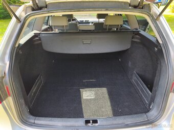 VW Passat Variant kombi automat - 8