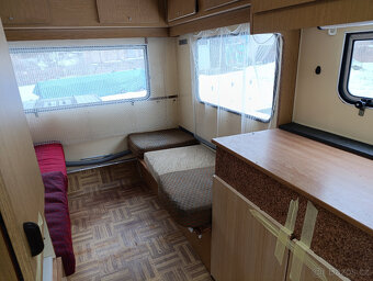 Obytný přívěs (karavan) s TP a SPZ - 8