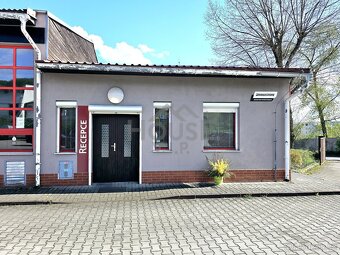 Pronájem kanceláře s vlastním zázemím a parkovištěm m2 - Be - 8
