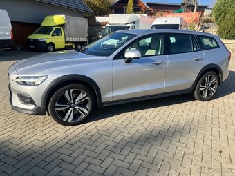 Volvo V60 CROSS COUNTRY AWD AT POLESTAR - 8