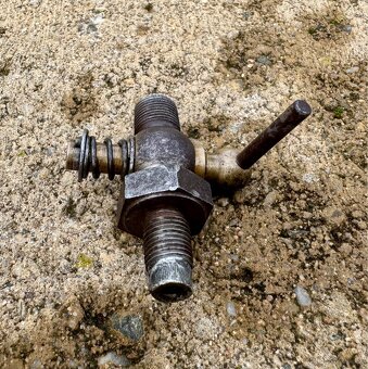 Jawa perak FJ, special, robot - palivový ventil - 8