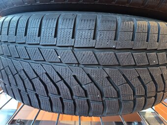 Prodám 4 pneu 235/50R19 103 v - 8