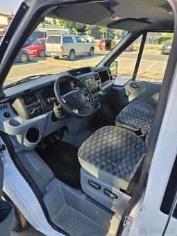 Ford Transit 2.2tdci 85kw Euroline 6.míst tažné zařízení - 8